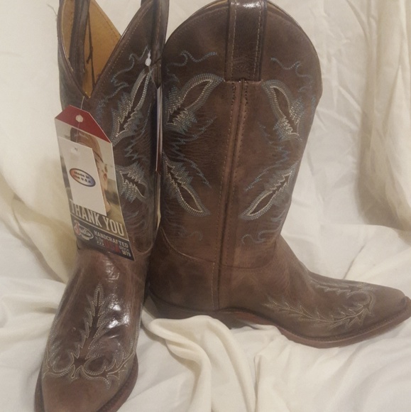 Justin boots 7.5 b - Picture 2 of 6